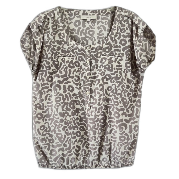 Loft Cream And Greig Leopard Print Elastic Bottom Short Sleeve Blouse Size M - Picture 1 of 10